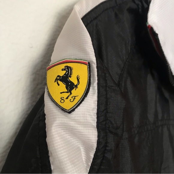 Scuderia Ferrari Puma windbreaker jacket size L - Picture 4 of 10